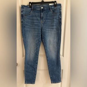 NWT American Eagle Next Level Stretch Jegging Size 16R
